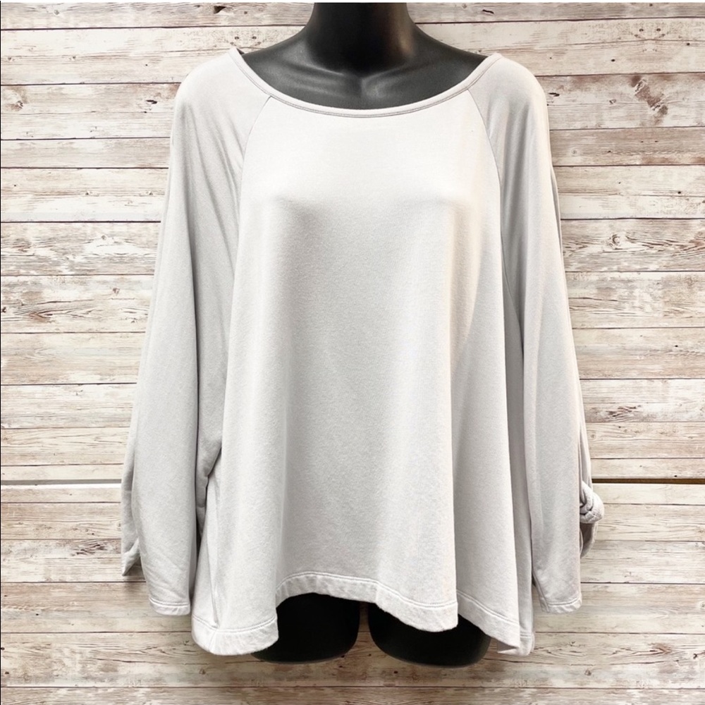 Lou & Grey Cozy Soft Tied Knot Quarter Sleeve Pullover Casual Sweatshirt